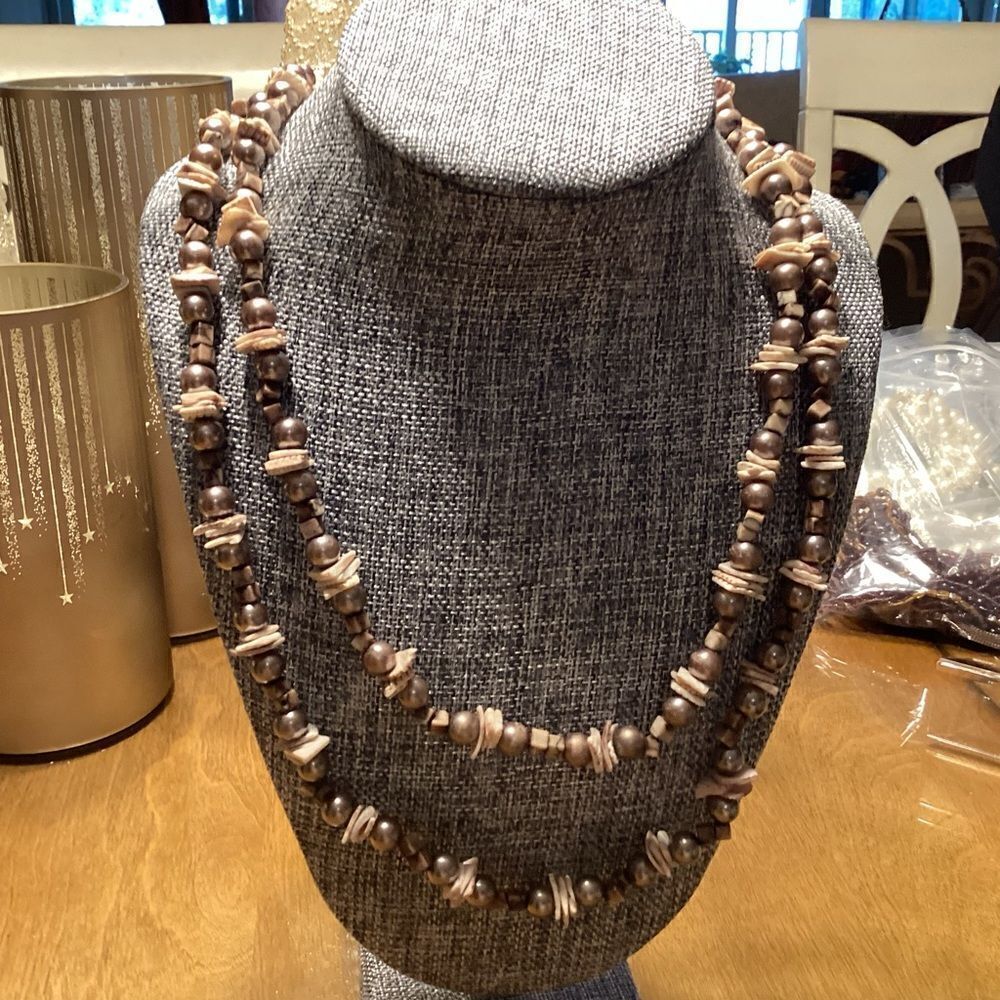 Faux Bronze Pearls an Shell Chips Organic Necklace - Picture 2 of 9